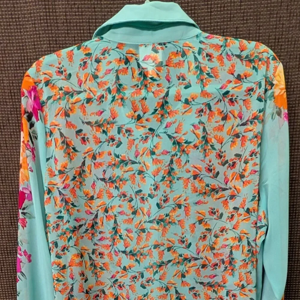 Fig and Flower Womens Pluxs Size 2XFloral Graphic Sheer Bouse - Picture 2 of 6